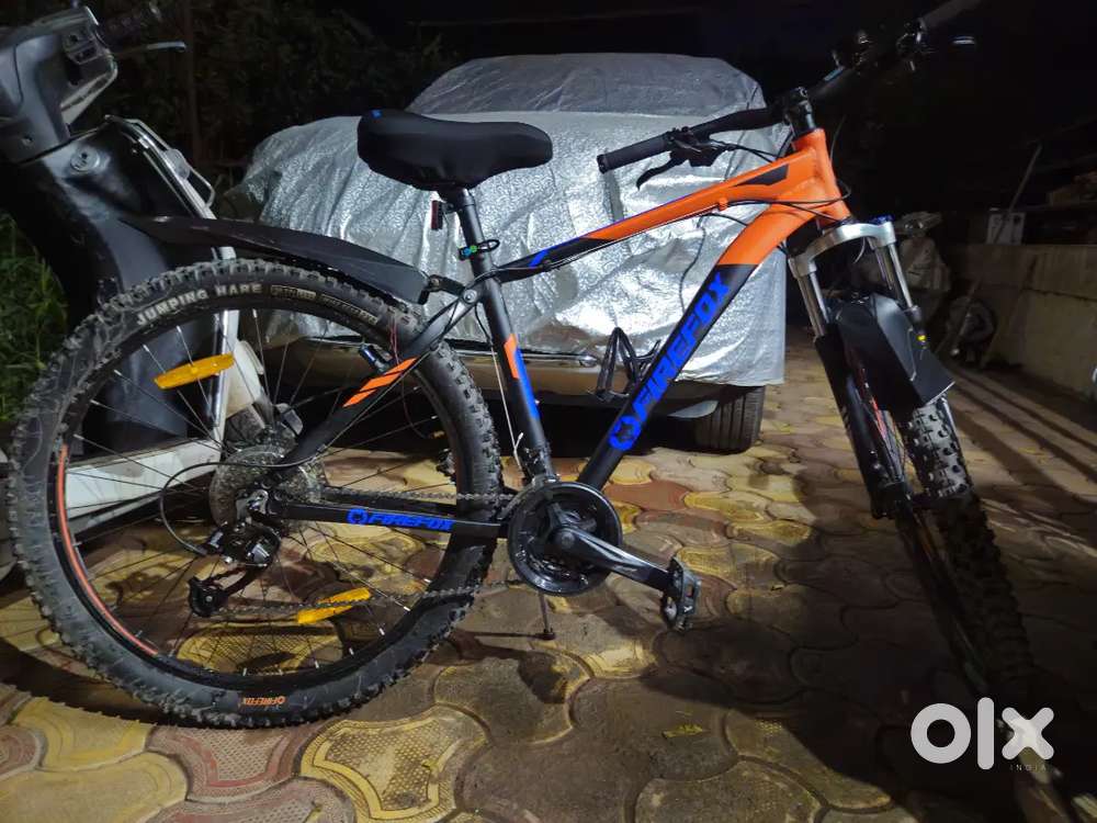 FIRE FOX CHARGER 27.5D.ONLY 1MONTH AND 15 DAYS OLD.