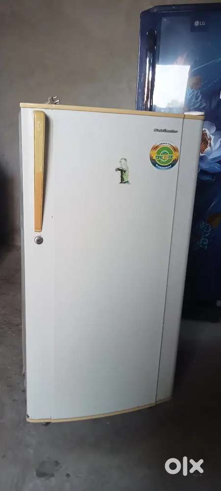 Fridge new condition