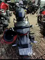 HONDA CB HORNET