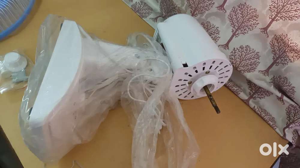 Milton Oscillating Wall Fan