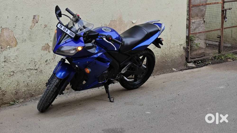 Yamaha R15