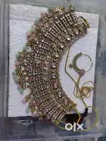 Shine like a bride with exclusive heavy set