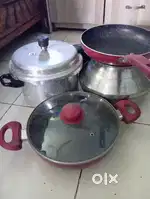 Steel Hari, one rice cooker, 2 nonstick kori