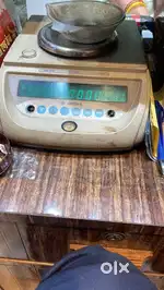 Gold Weighing scale