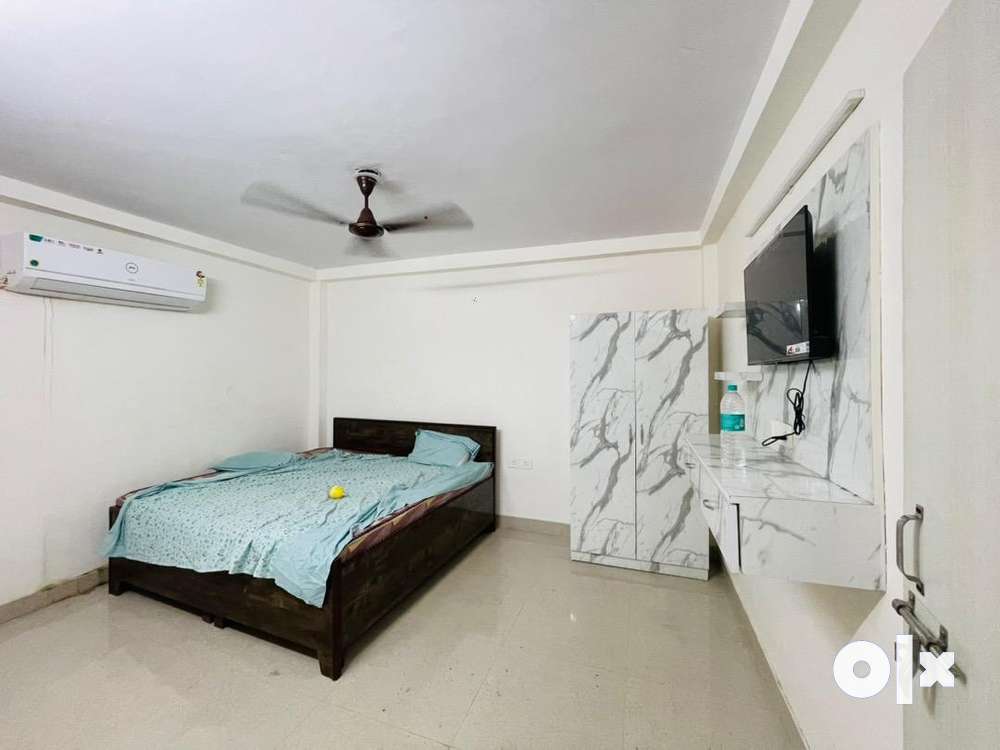Fully furnished flat 2bhk for rent in new ashok nagar delhi 96