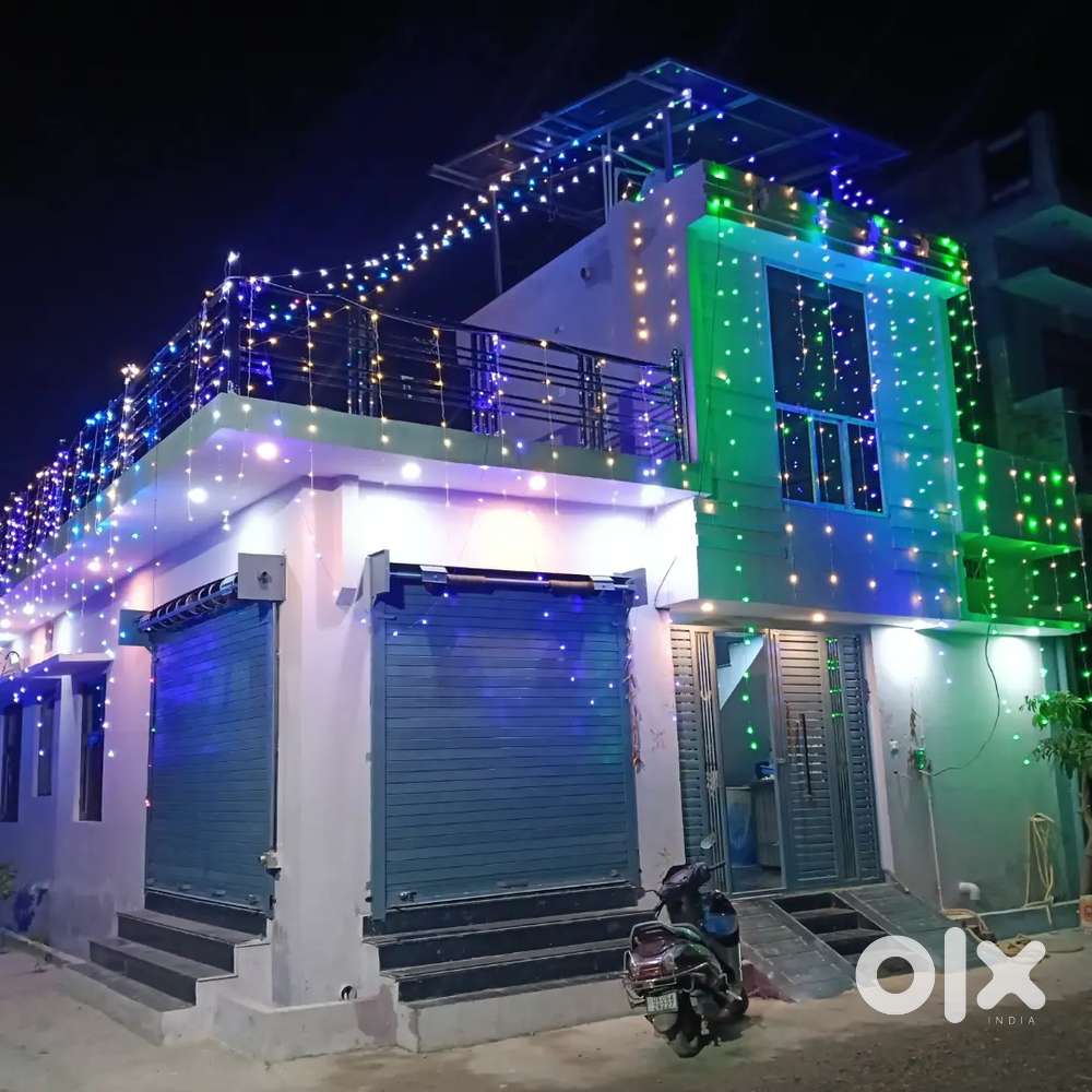 नीलकंठ मंदिर के पास