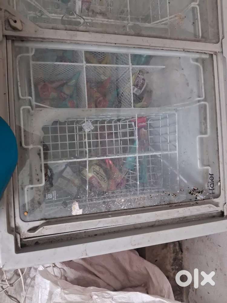 Commercial deep fridge 100 percent working condition