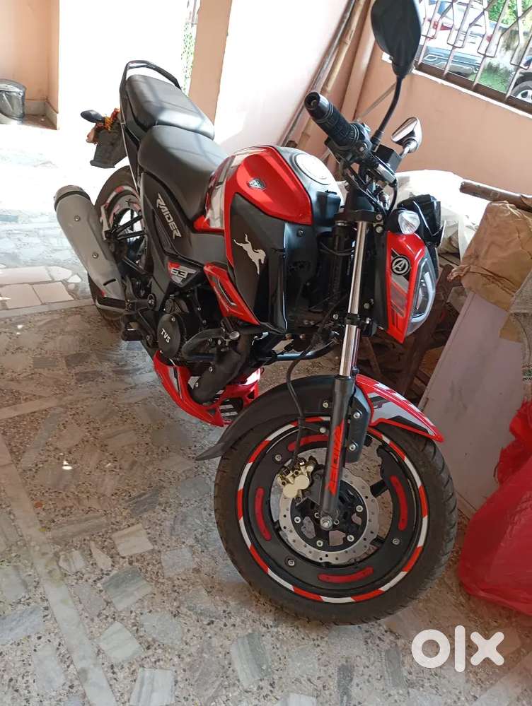 Tvs raider 125Super squad edition