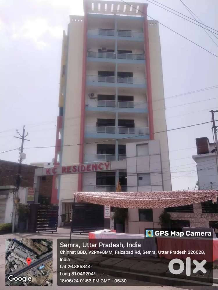 2BHK flat near BBD university, highway road.