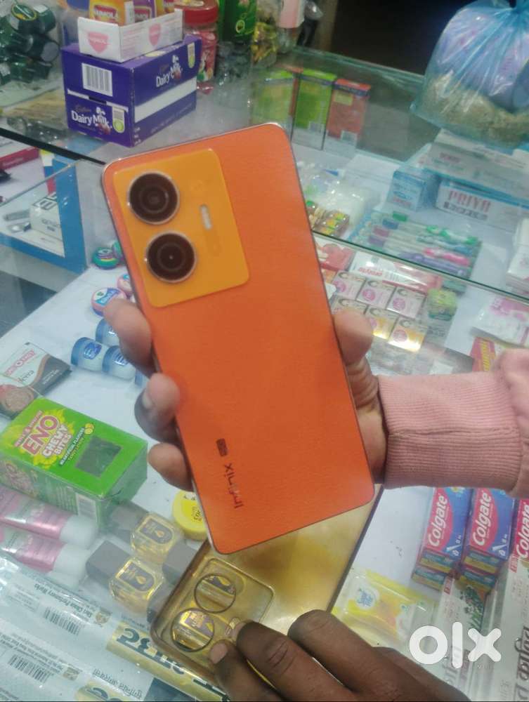 Infinix hot 30 5g 8/128