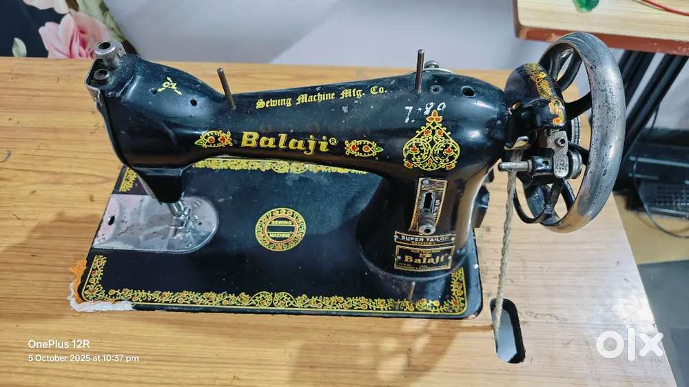 Sewing machine selling