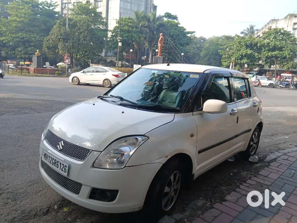Maruti Suzuki Swift 2011 Diesel 105000 Km Driven