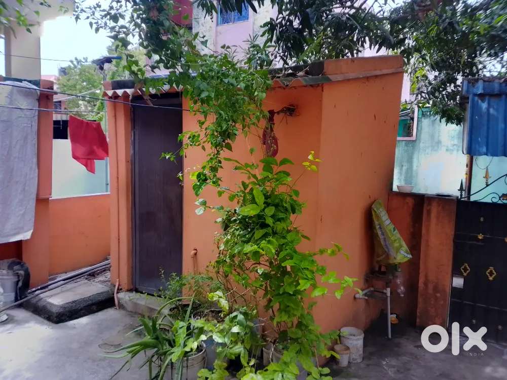 1 BHK House for lease