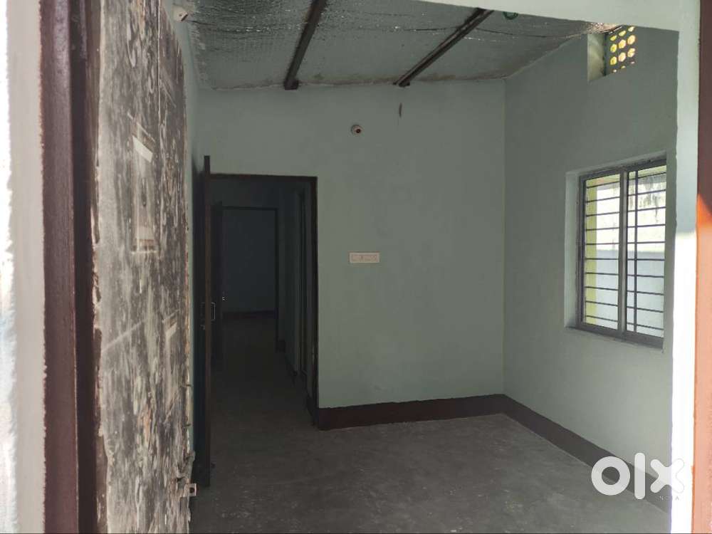 Newly built 2BRK with false ceiling and jusco water supply