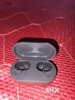 OnePlus Nord 2r earbuds charging case