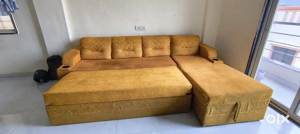 Come bad sofa set  Only Six Month Use.