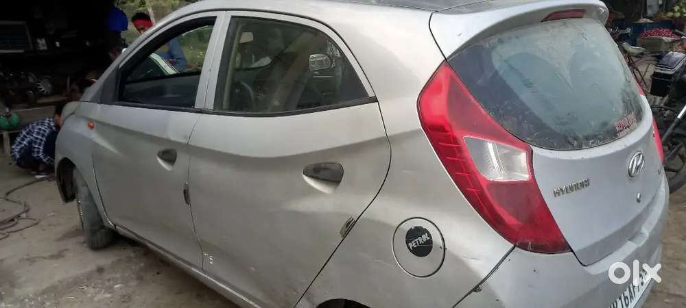 Hyundai EON 2012 Petrol 120 Km Driven