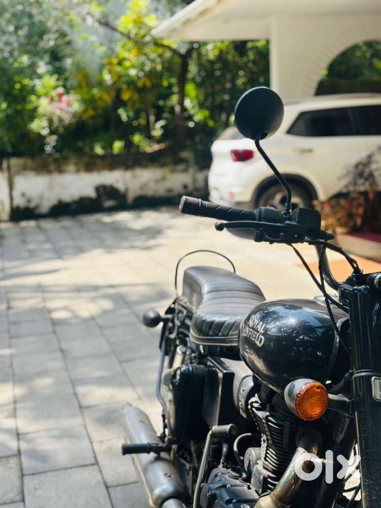 Bullet 350 Electra black