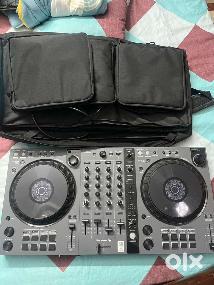 Pioneer DDJ FLX6-GT dj controller