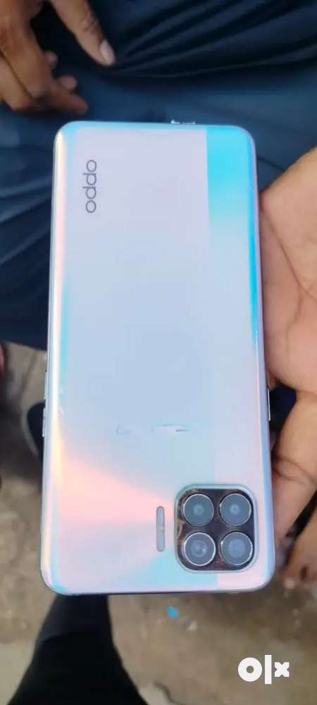 Good condition oppo f17 pro 11000/-