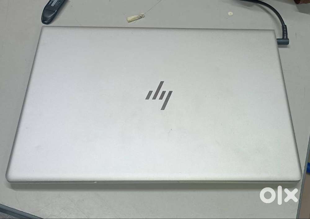 HP LAPTOP AMD AYZEN 5