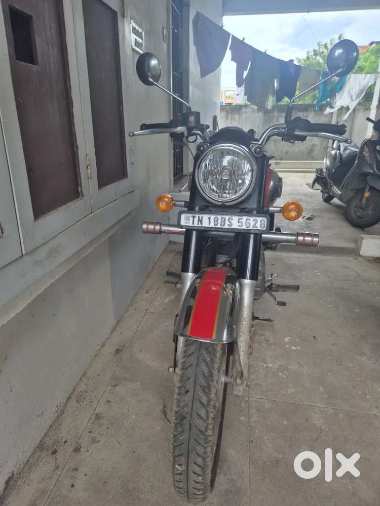 Royal Enfield classic 350 chrome red