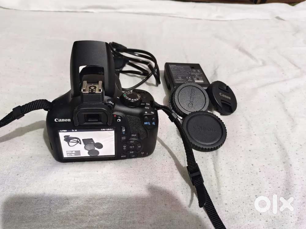 Canon 1300 D DSLR Camera for professional photography