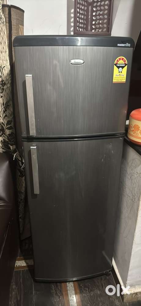 Whirlpool double door refrigerator