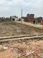 Yashoda Nagar sainik chauraha ke pas
