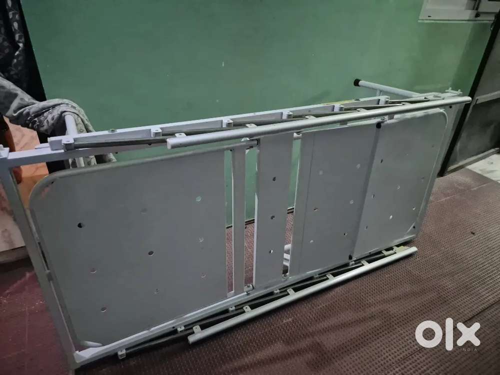 Hospital bed