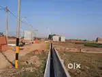 Sultanpur road khurdhi bajar pas plot le ring road se lagi side me
