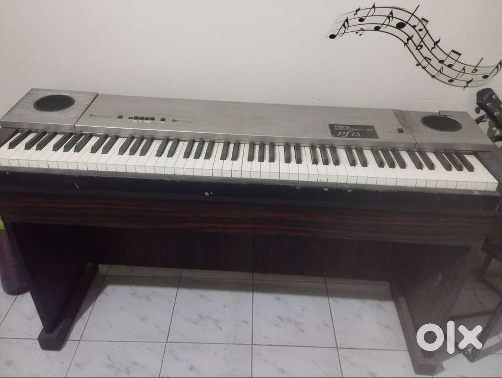 Low Cost Yamaha Piano for Teaching Students