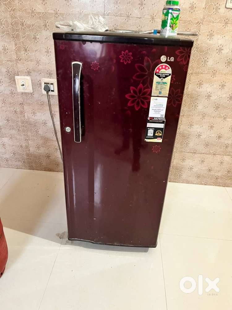 Refrigerator and washing machine for sell