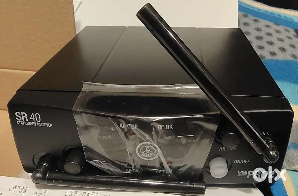 Dual wireless stationary receiver