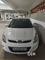 Hyundai i20 Genuine Car Single Hand Drived Well Maintained