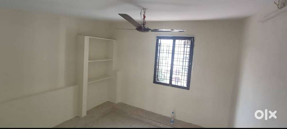 Single room for rent in KPHB Phase-9