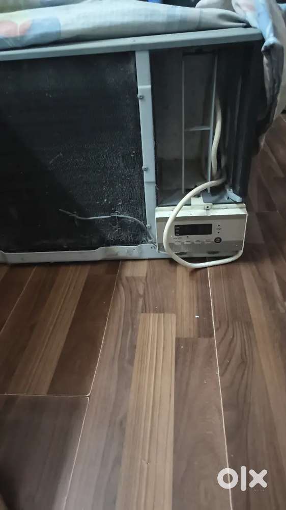 Lg five star , 1.5 ton window AC