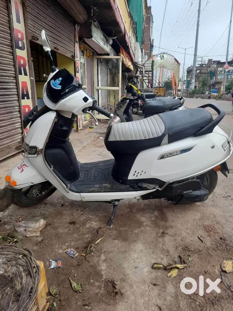 TVS iQube Electric Scooter – Excellent Condition, Single Owner