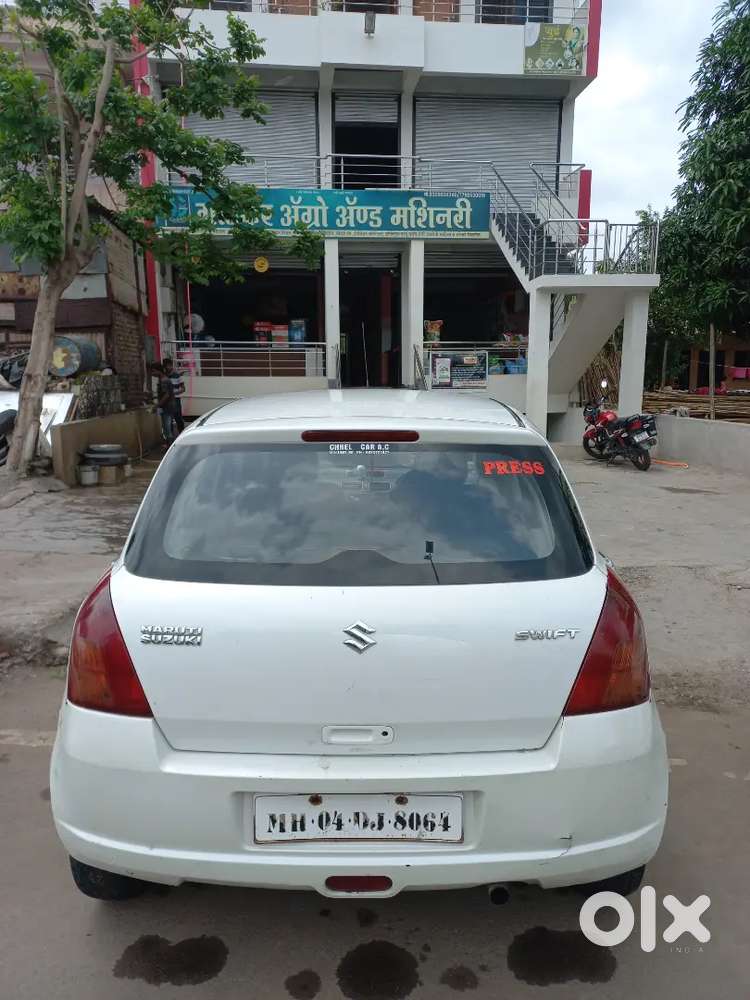 Maruti Suzuki Swift 2007 Diesel 235000 Km Driven