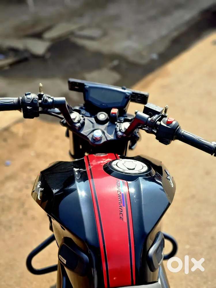 APACHE RTR 4V Dual Channel ABS