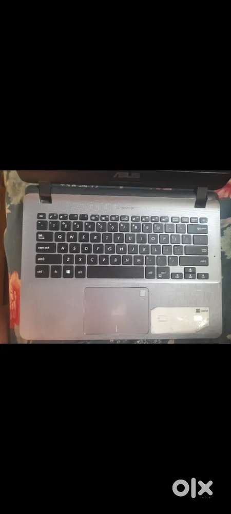 Asus vivo book 14