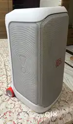 JBL Partybox 320 speaker