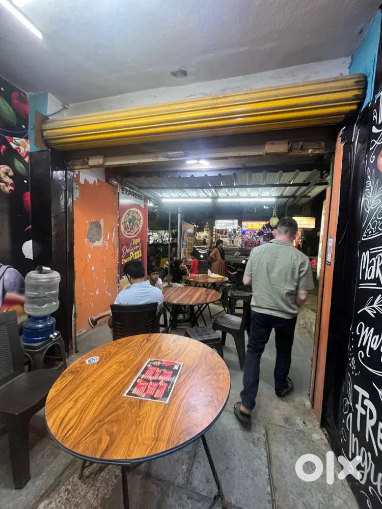 Pizza, Burgers, sandwich, mojitos,  Sides &Snacks