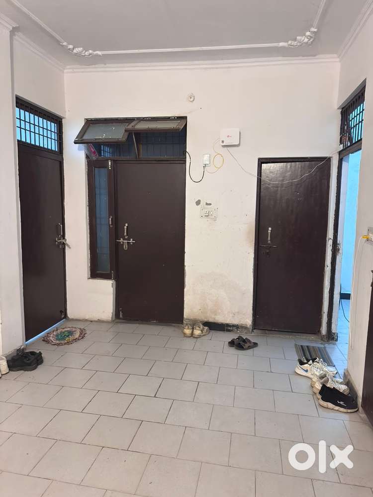 Near to amu campus, market area