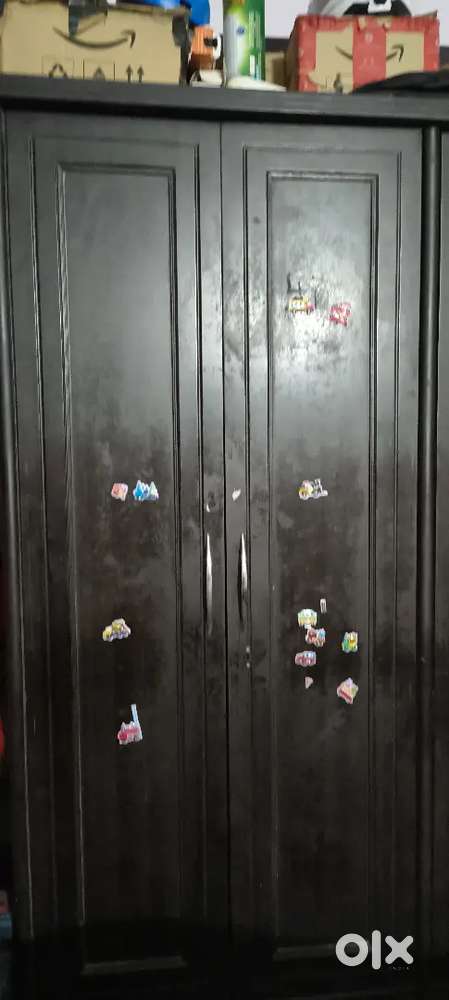 Double door Almirah