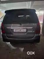 Toyota Innova 2011 Diesel Well Maintained