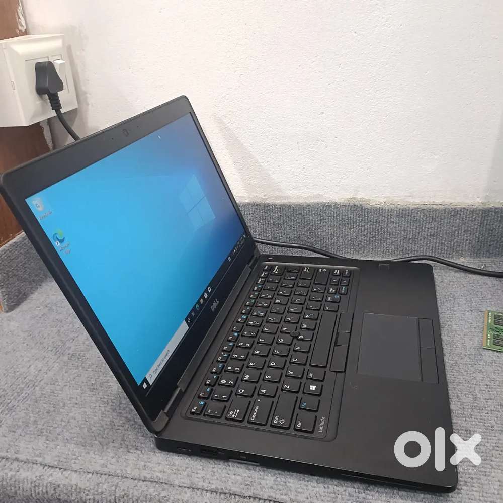 DELL Latitude Intel Core i7 7 th Gen 8GB Ram 256GB SSD Nvme 14 Screen