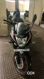 Suzuki Gixxer sf FI 155cc