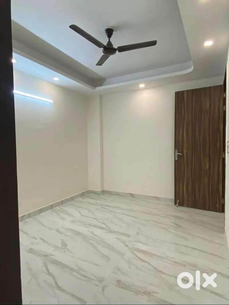 Paryavaran complex Saket IGNOU men road