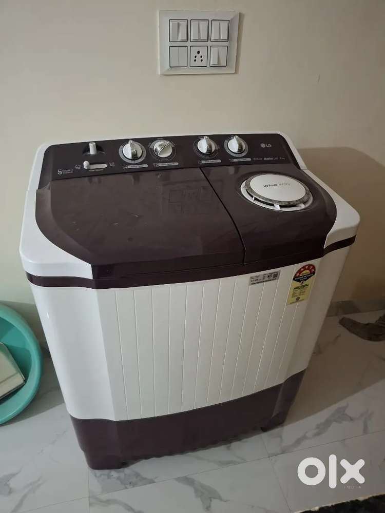 LG Semi Automatic Washing Machine